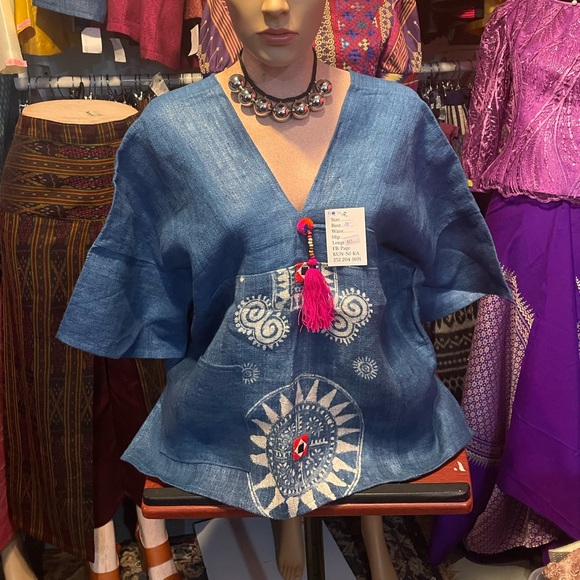 Hmong Shirt - Picture 1 of 5